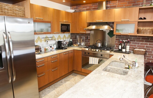 118 Newbury St 4