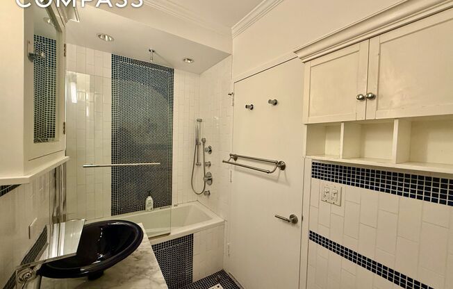 Studio, 1 bath, $3,650, Unit 22K