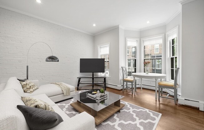 11 DARTMOUTH PL