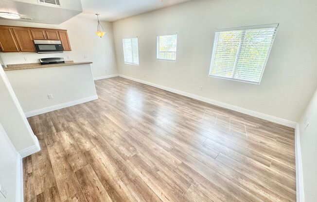 Fully upgraded condo with new flooring, paint, and appliances in Southwest Las Vegas