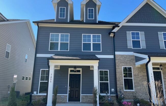 Beautiful Townhome in Downtown Wake Forest