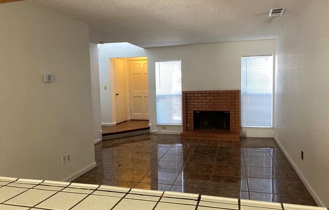 2 beds, 2 baths, $1,750