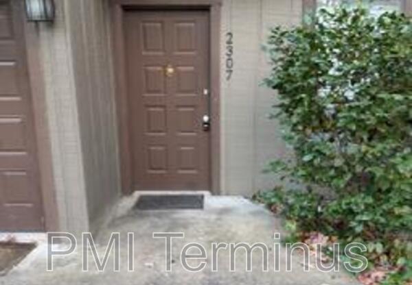 2307 CUMBERLAND CT SE
