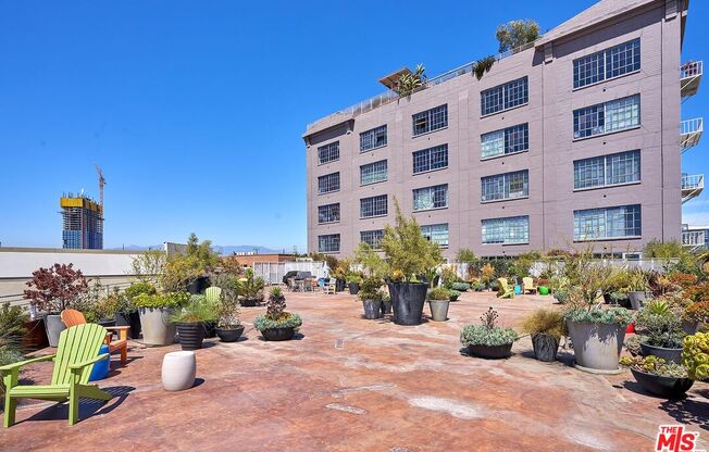 1 bed, 1 bath, 773 sqft, $3,100, Unit 302