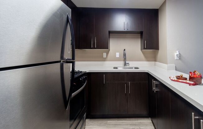 Studio, 1 bath, 360 sqft, $1,450, Unit 96