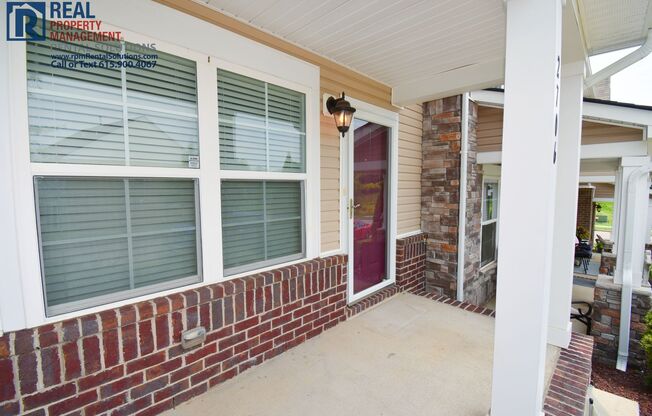 Wonderful townhome 15 min. to downtown Nashville- pool, tennis courts & fitness center!