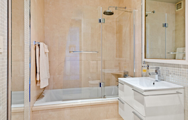 4 beds, 4 baths, 2,512 sqft, $21,000, Unit 16M
