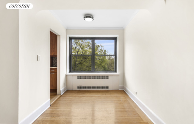 425 CENTRAL PARK W