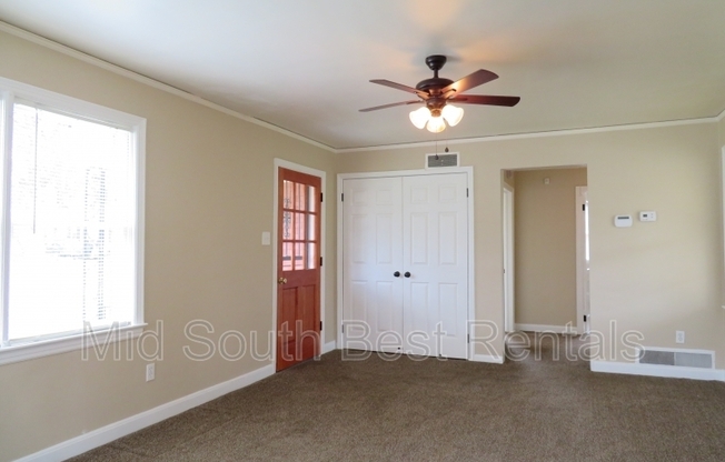 1445 Catherine St (Cherokee)