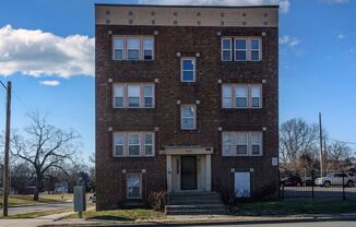 Prospect Crossing 1010-1012