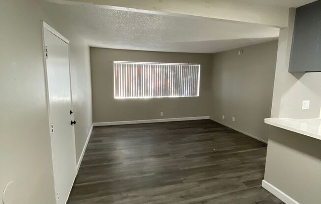 2 beds, 1 bath, 820 sqft, $1,600, Unit 503