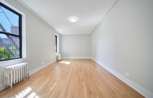 253 W 16 ST