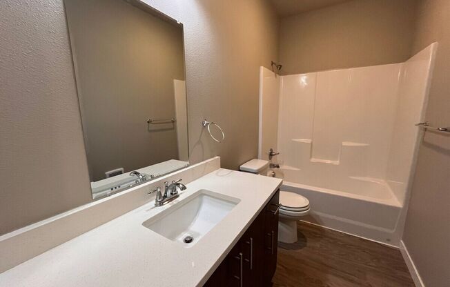 1 bed, 1 bath, 467 sqft, $1,225, Unit 3