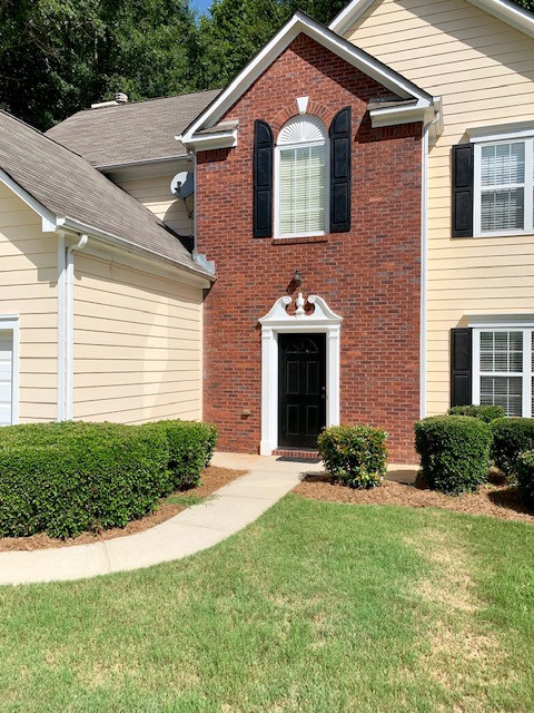 Impeccable 4 Bed/2.5 Bath in Lovely McDonough!