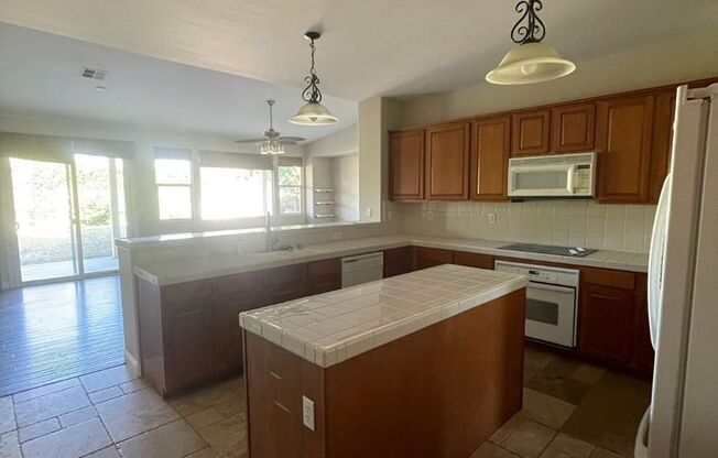 11916 GRECIAN LAUREL DR