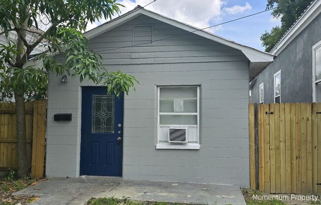 Cozy 2 bedroom/1 bathroom Single family home in the heart of Ybor! Apply for FREE This Holiday Season!