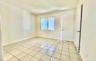 3235-3239 Collier Avenue