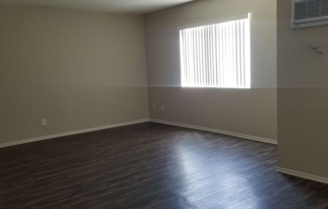 Studio, 1 bath, 475 sqft, $1,645, Unit 206