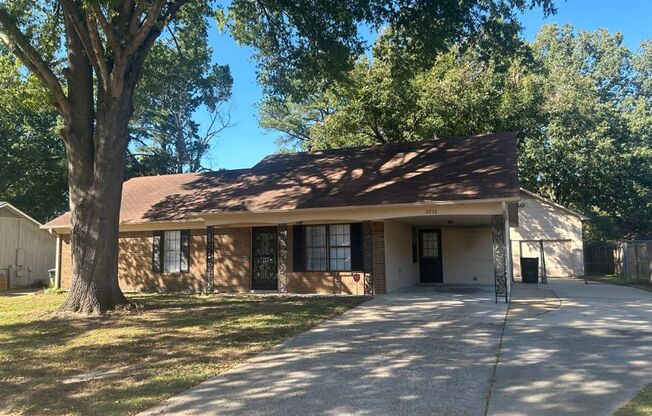 Bartlett Home-3 BR/ 1.5 BA with Detached Garage AVAILABLE NOW!!!!