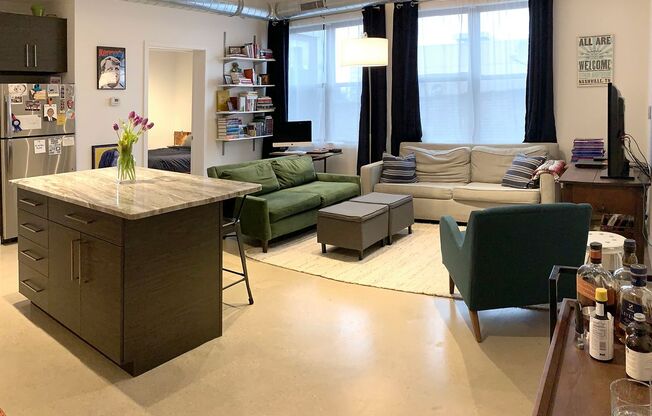 1 bed, 1 bath, 700 sqft, $2,395, Unit 406