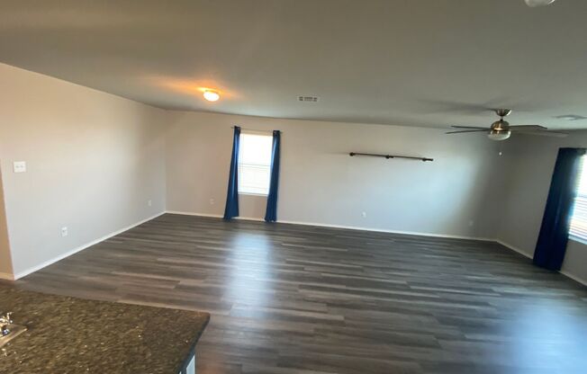 AVAILABLE IN BULVERDE!  In Hidden Trails Subdivision