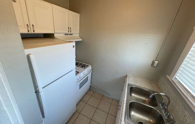 Studio, 1 bath, 390 sqft, $1,550, Unit 2185 - 7