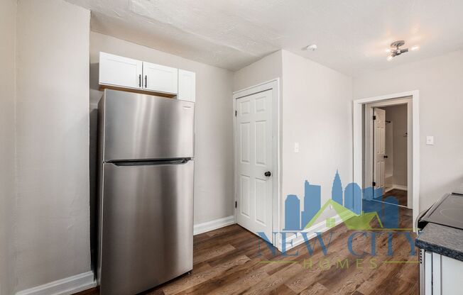 2 beds, 1 bath, $1,325