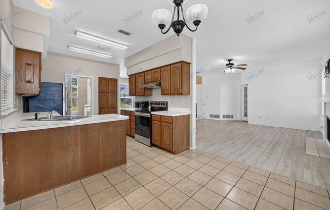 7845 EMBER OAKS DR