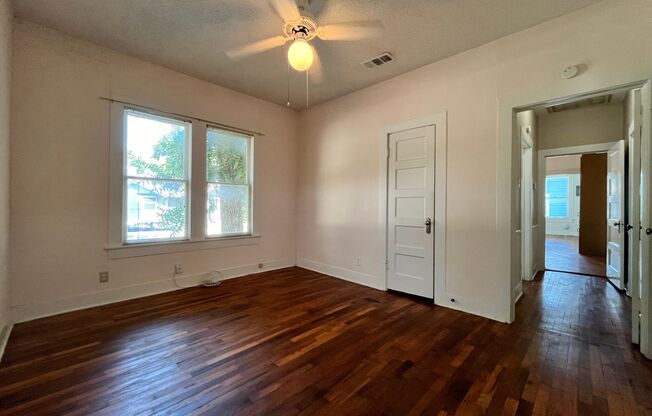 3 beds, 2 baths, $1,800