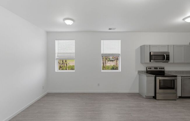 2 beds, 1.5 baths, 850 sqft, $1,299, Unit C3