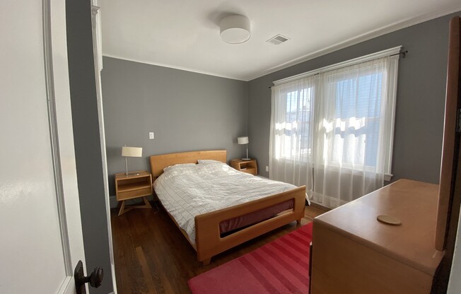 1 bed, 1 bath, 1,288 sqft, $2,400, Unit 2