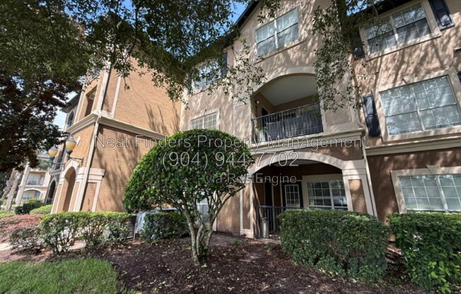 3 beds, 2 baths, 1,355 sqft, $2,000, Unit Apartment 1627