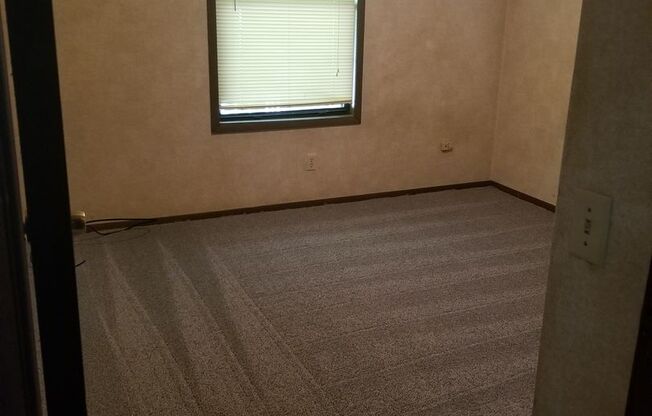 1 bed, 1 bath, $1,095, Unit 801