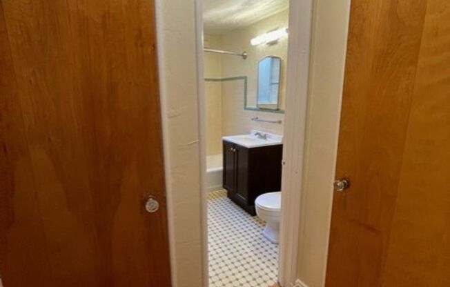 1 bed, 1 bath, 535 sqft, $950, Unit 101