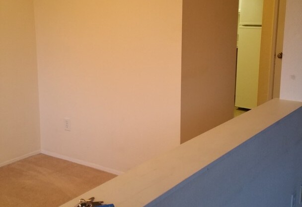 H036445Z -REF ( Sage Apartment )