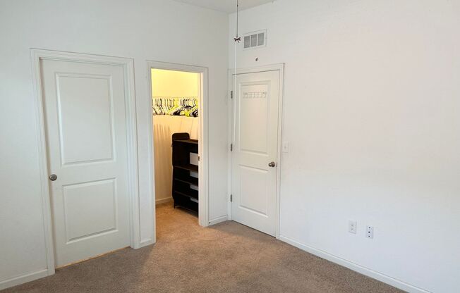 3 beds, 2 baths, $2,250