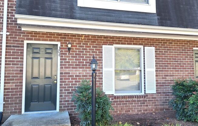 2 bedroom/ 2.5 bathroom- Newport Towne- Townhouse