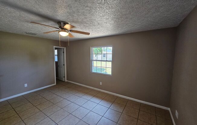 3 beds, 2 baths, $2,000