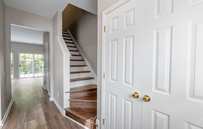 Spacious Townhome in Prime South Charlotte Location!