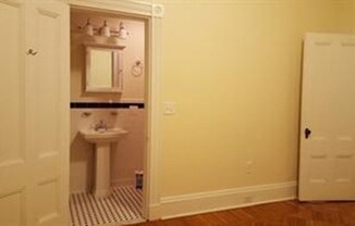 Studio, 1 bath, 500 sqft, $2,350, Unit 3