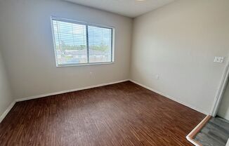 2 beds, 1 bath, $1,750, Unit Unit 1606
