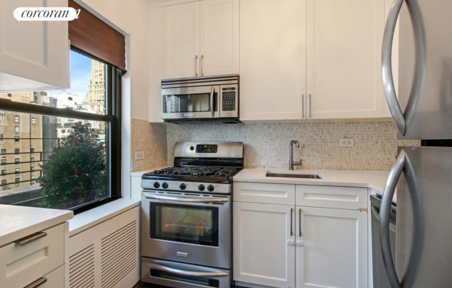 1 bed, 1 bath, 850 sqft, $6,950, Unit PHA