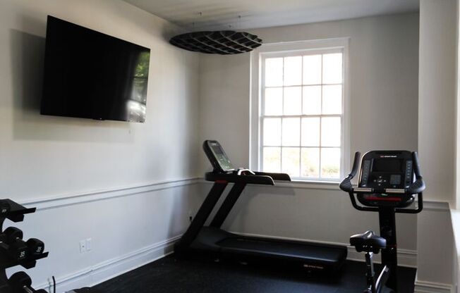 1 bed, 1 bath, 482 sqft, $1,325, Unit L108