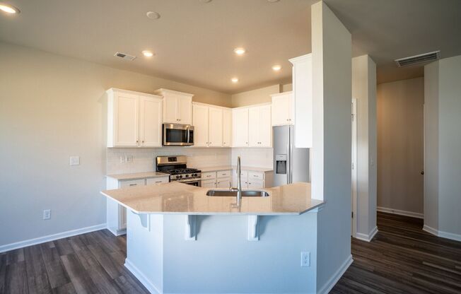 Stunning New Smart Home Palisades Area!