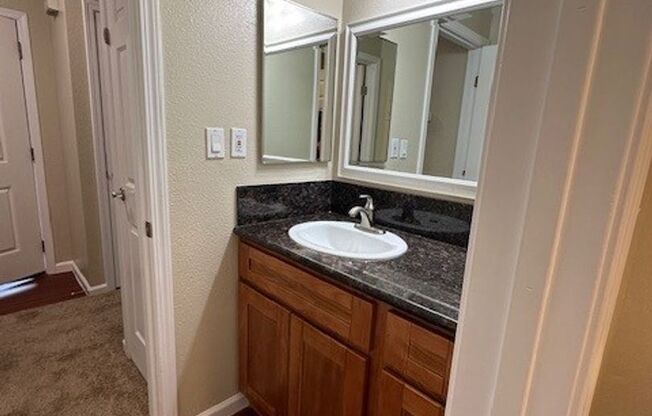 1 bed, 1 bath, 700 sqft, $1,720, Unit 148
