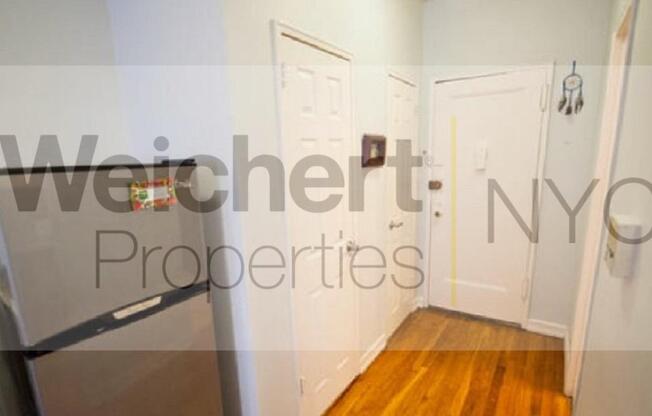 Studio, 1 bath, 400 sqft, $2,795, Unit 1-D