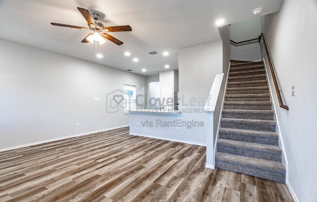 3 beds, 2.5 baths, 1,261 sqft, $1,397, Unit 24