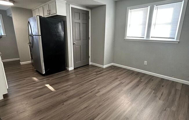 Room to Spread Out! | Bright & Updated 4 Bedroom House in Muncie!