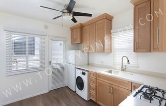 1 BR Cottage in OB w/ Garage ~ W/D Combo in Unit ~