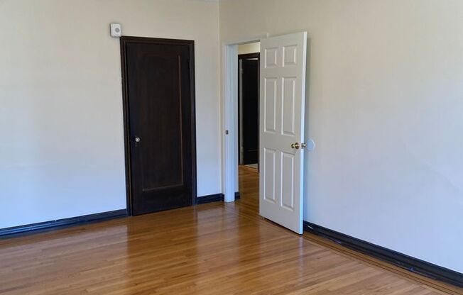 1 bed, 1 bath, $2,700, Unit 2